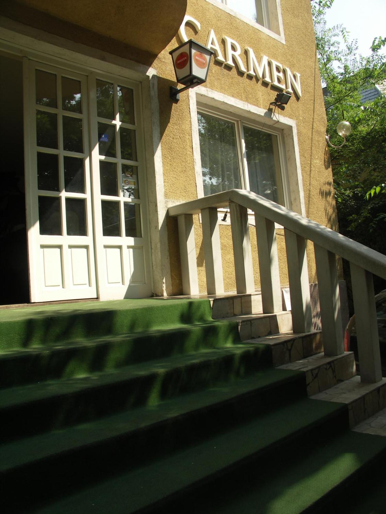 Carmen Pension บูดาเปสต์ ภายนอก รูปภาพ